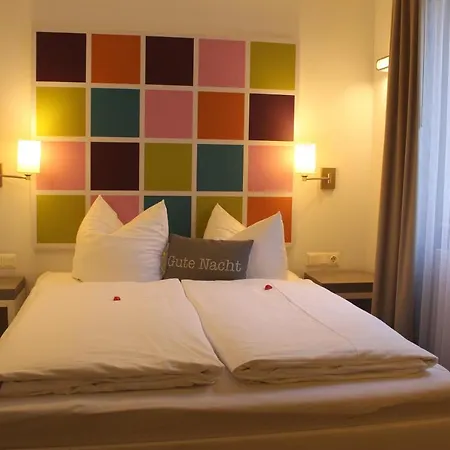 Отель Altstadt Baunachshof Вертгейм